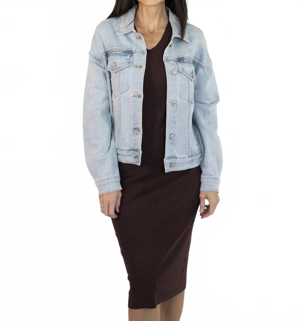NEW TEA N ROSE hadlee denim jacket in light wash